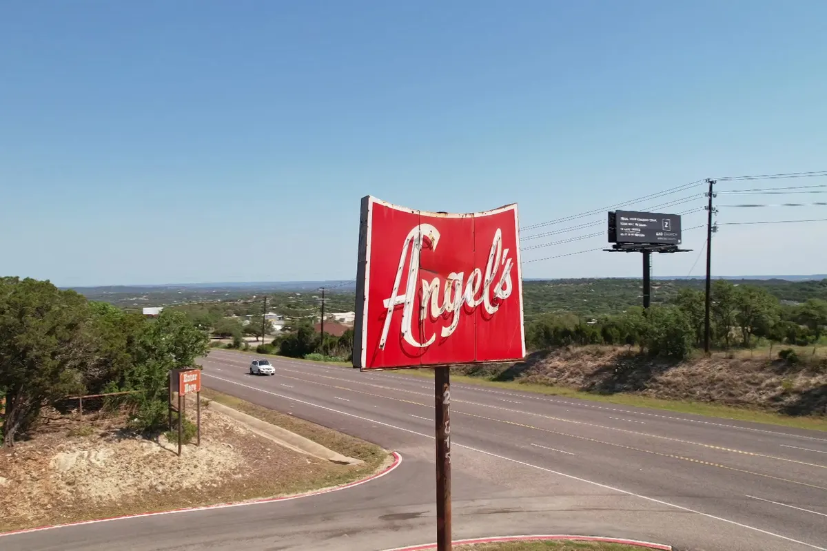 Angel's Icehouse