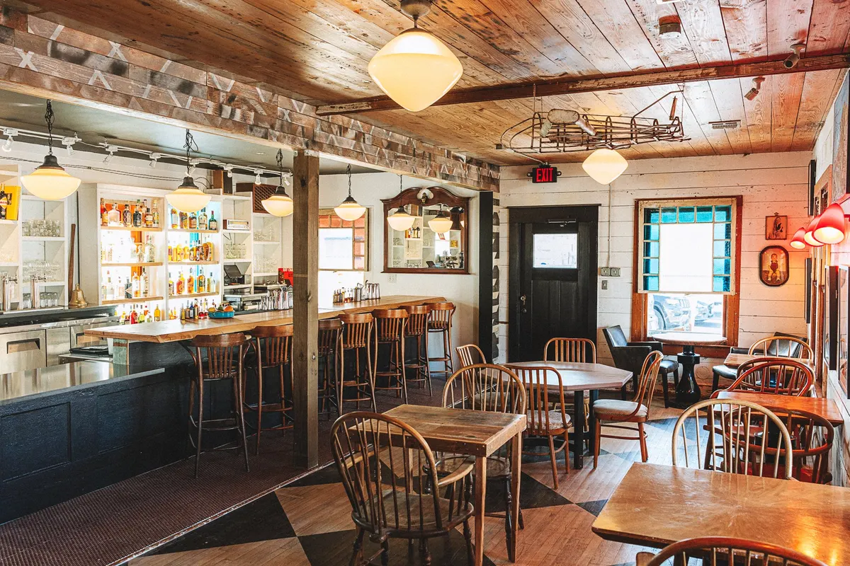 Boni's Bar Next Door