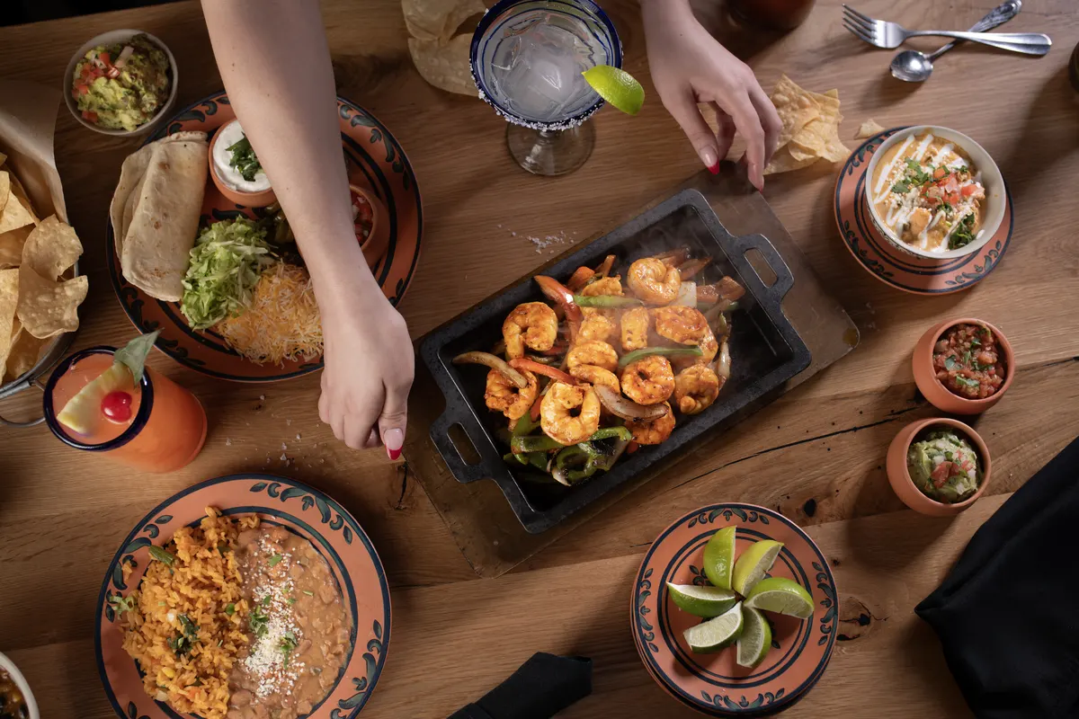 Cinco Niños (Kalahari Round Rock)