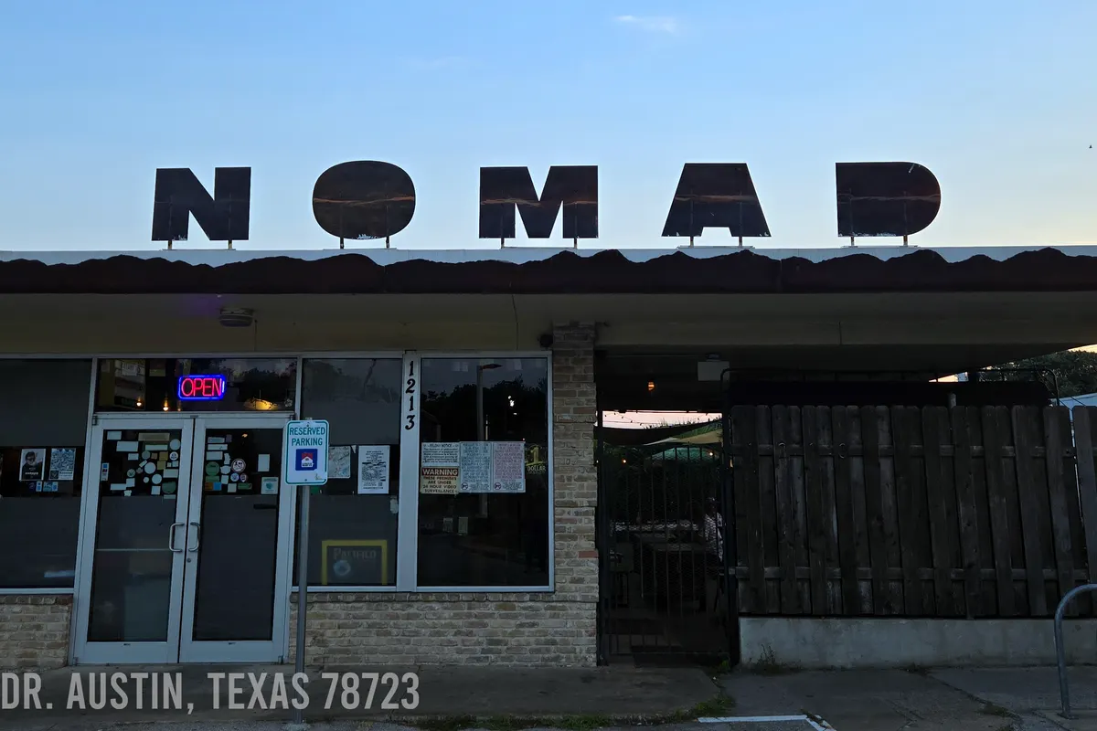 Knomad Bar