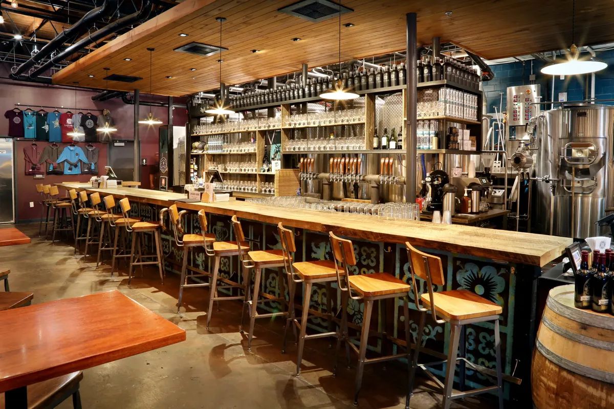 Lazarus Brewing Co. (East Sixth)