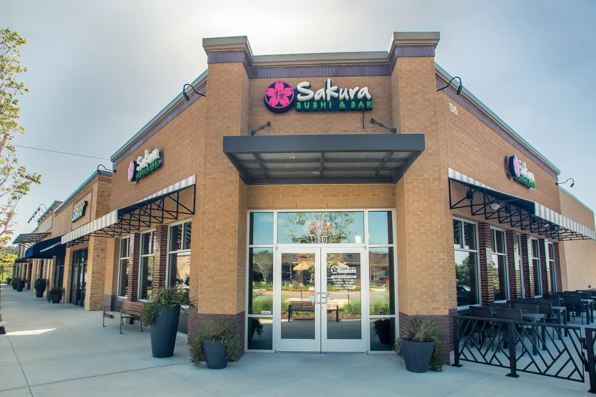 Sakura Sushi & Bar