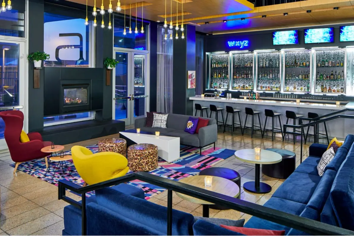 W XYZ Bar (Aloft Austin at The Domain)